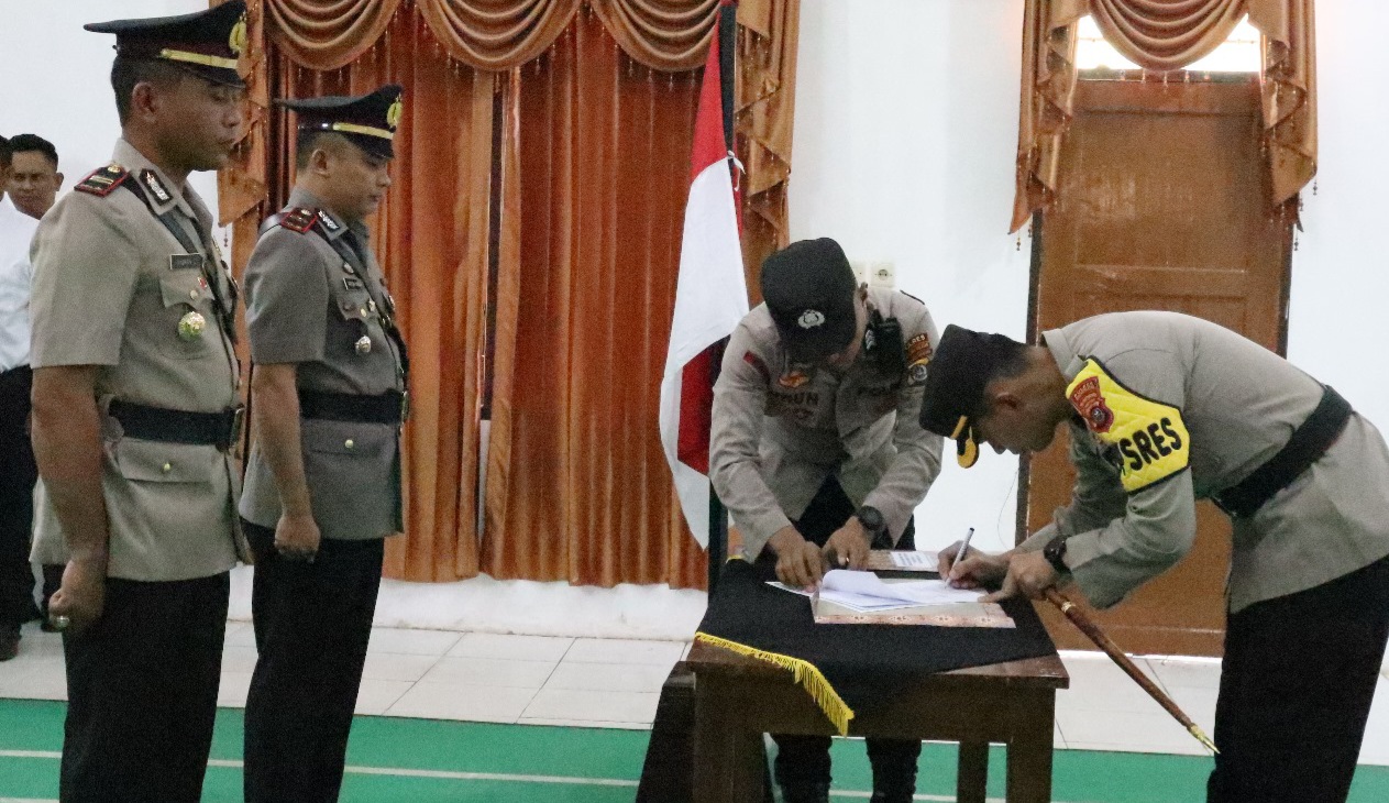 Dua Kapolsek Jajaran Polres Konawe Selatan Berganti