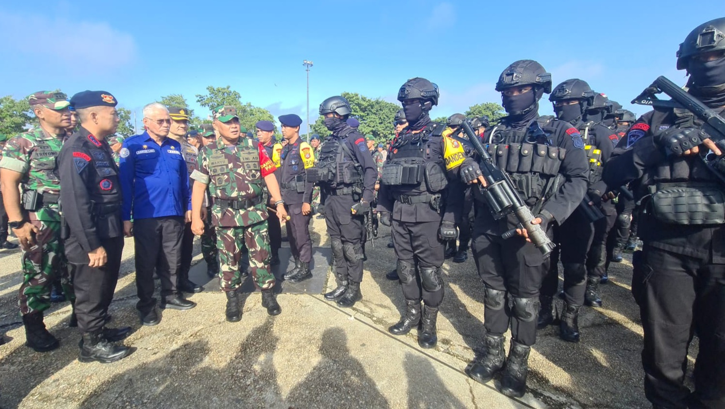 Danrem 143/Haluoleo Pimpin Apel Gelar Pasukan Pengamanan VVIP Kunjungan Kerja Presiden Jokowi di Bumi Anoa