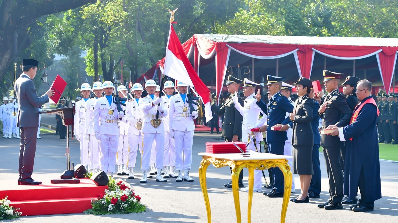 Dilantik Presiden Jokowi, Michael Josua Perwira Remaja Polri Pertama Penganut Konghucu