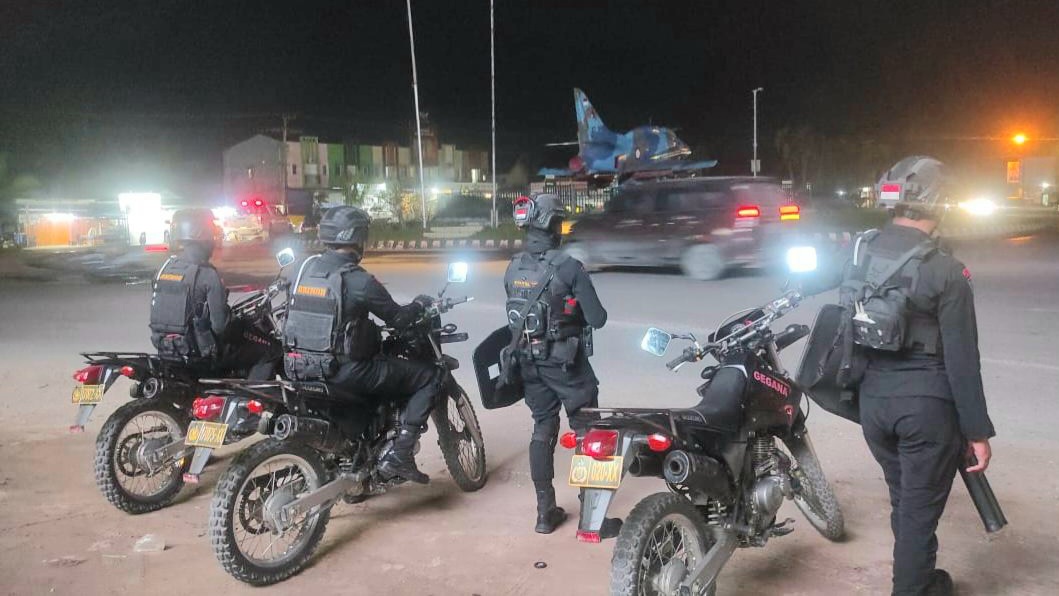 Pastikan Keamanan di Kota Kendari Jelang Pilkada 2024, Personel Polda Sultra Gelar Patroli Malam