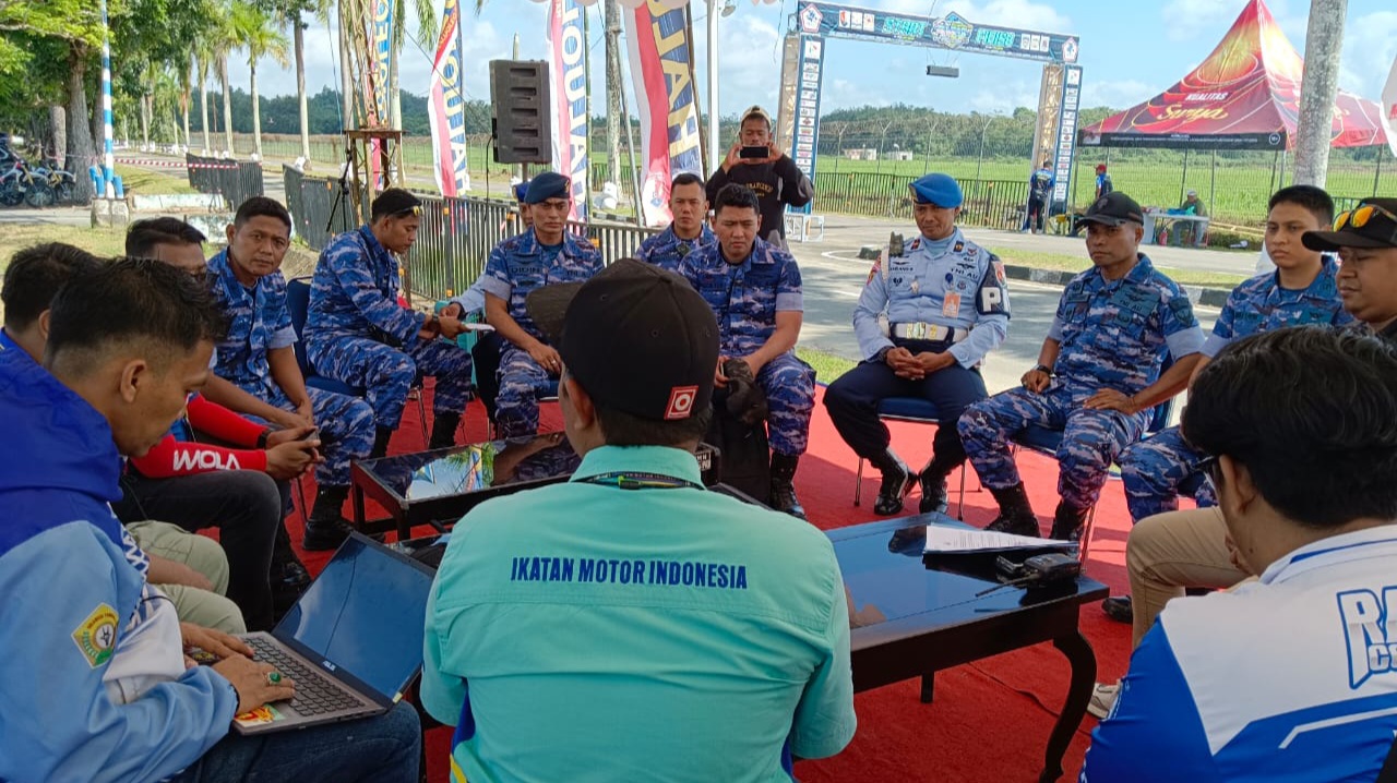 Sambut Hari Bakti ke-77 TNI AU, Lanud Haluoleo Gelar Donor Darah, Baksos Hingga Kejuaran Road Race