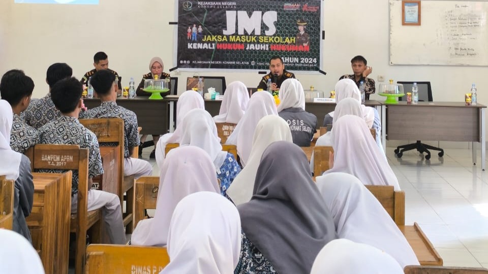 Program JMS, Kejari Konawe Selatan Edukasi Siswa SMA Bahaya Judi Online dan Asusila