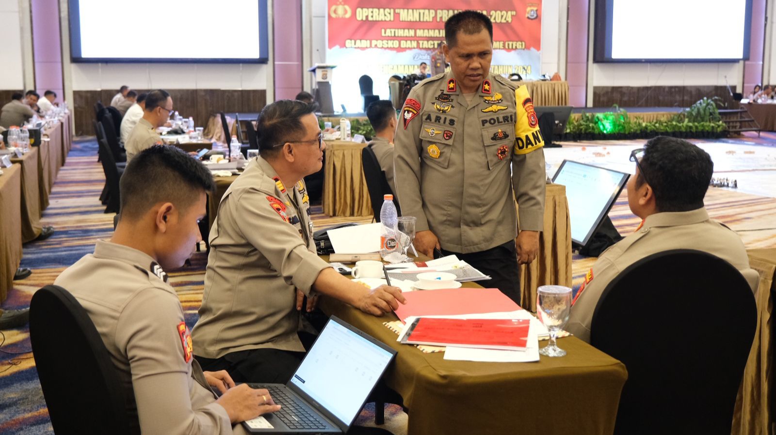 Polda Sultra Gelar Latihan Manajemen Taktis dan Tactical Floor Game Operasi Mantap Praja Anoa 2024