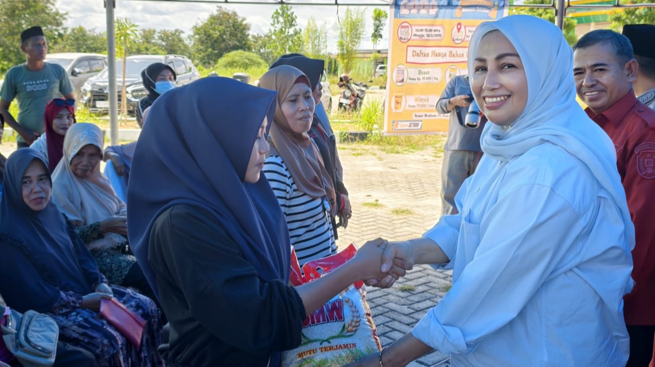 Jelang Lebaran 2025, Pemda Konawe Selatan Gelar Operasi Pasar Murah di 25 Kecamatan