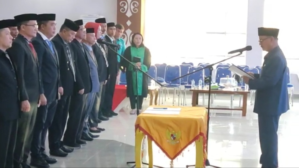 Jelang Pilkada 2024, Bupati Konawe Selatan Rombak Puluhan Pejabat Eselon II, III dan IV