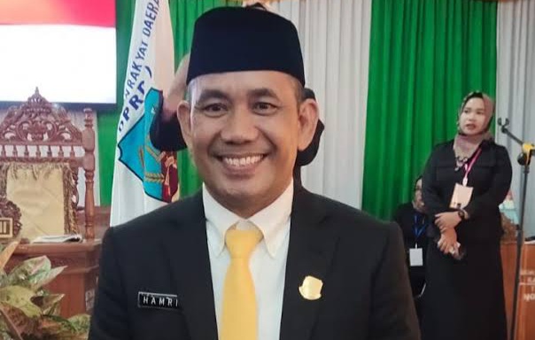 Hamrin Resmi Ditetapkan Sebagai Ketua DPRD Konawe Selatan Periode 2024-2029