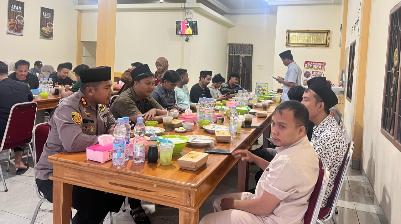 Gelar Bukber, Kapolres Konsel Bahas Pencegahan Tawuran Antar Remaja Bersama OKP dan Awak Media